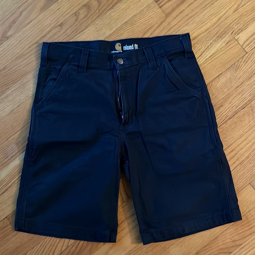 Carhartt relaxed fit shorts. Exc cond. w32. Barely worn.